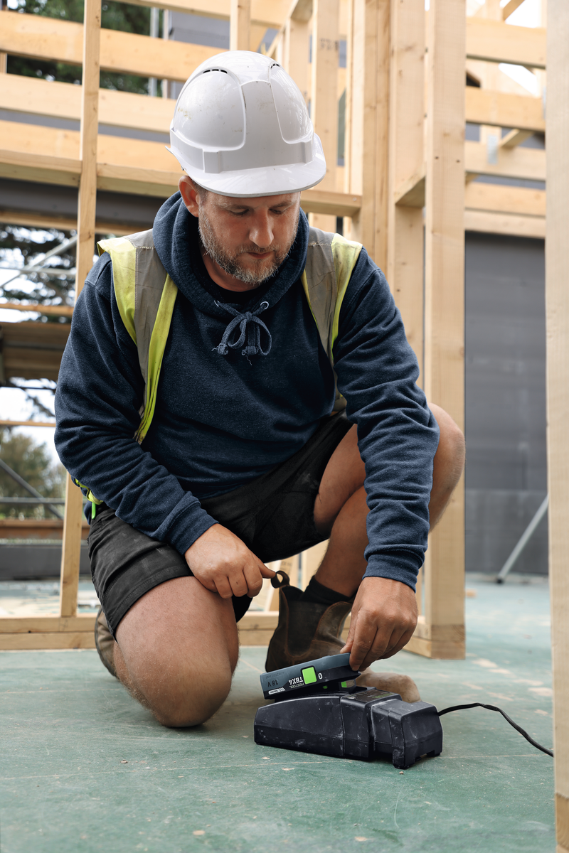 149740_Festool_startset_18V_2xHP5_0_TCL6_2x_5_0Ah_lader_6A_18V_Tabless_p4