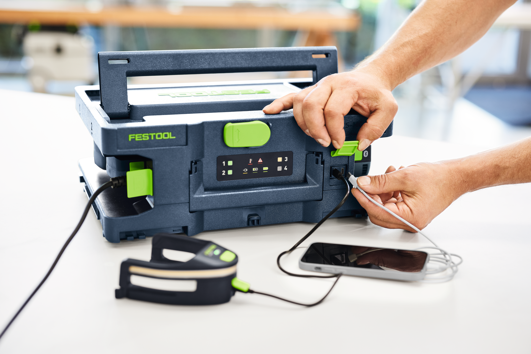 150794_Festool_acculader_SYS_MC_6_4_6A_4_voudig_12_18V_Systainer_p2