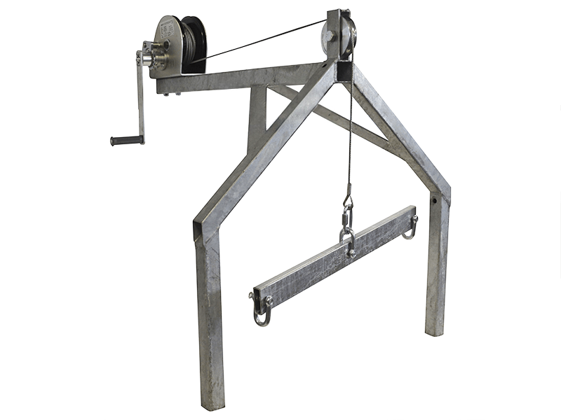 601117_Draagbok_met_balkonsteun_en_lier_voor_stortkoker_p2