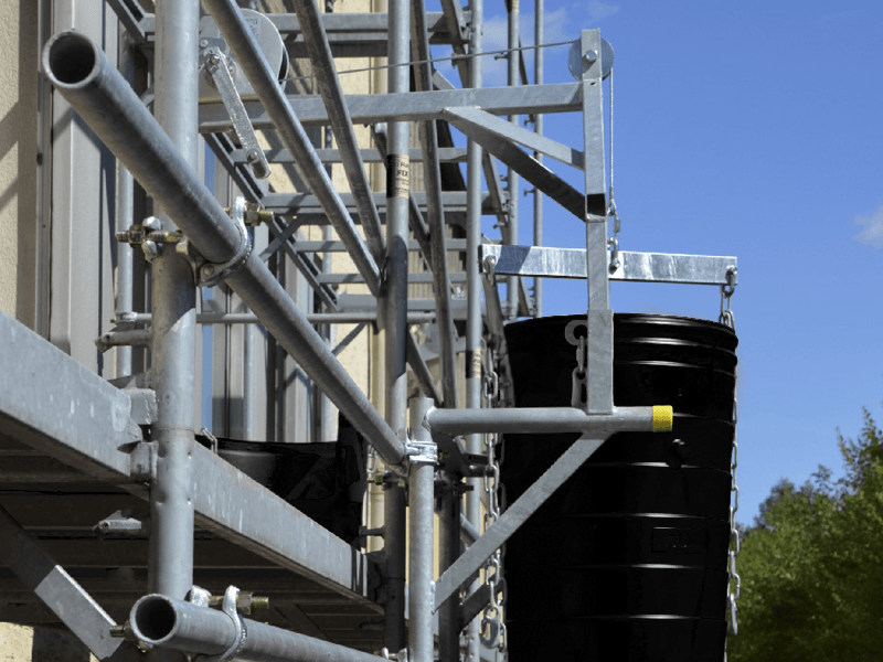 601118_Stortkoker_Gevelset_10_meter_draagbok_balkonsteun_lier_p3