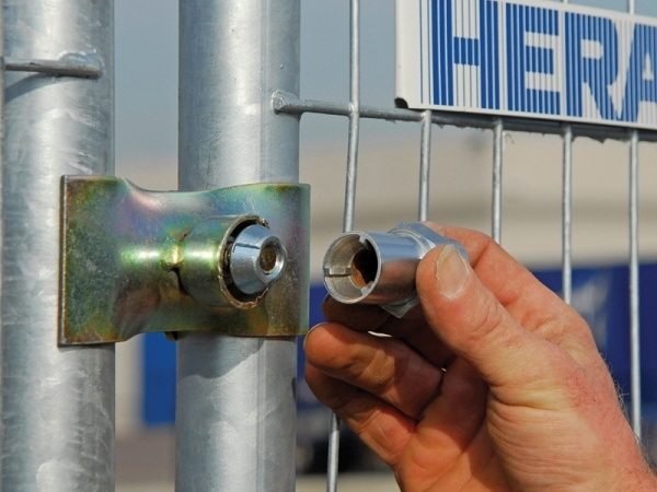 601597_Bouwhekklem_4260_High_Security_25_stuks_met_sleutel_p3