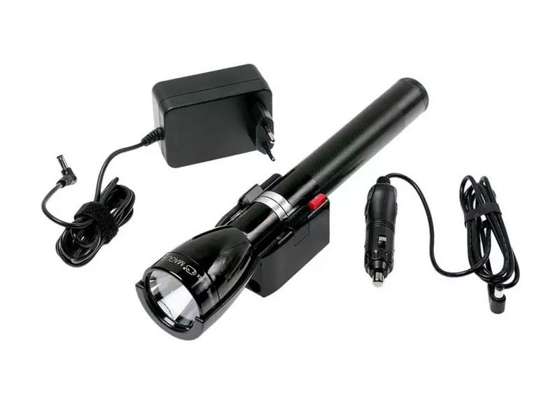 601695_Zaklantaarn_met_lichtkegel_Maglite_Mag_Charger_LED_p3