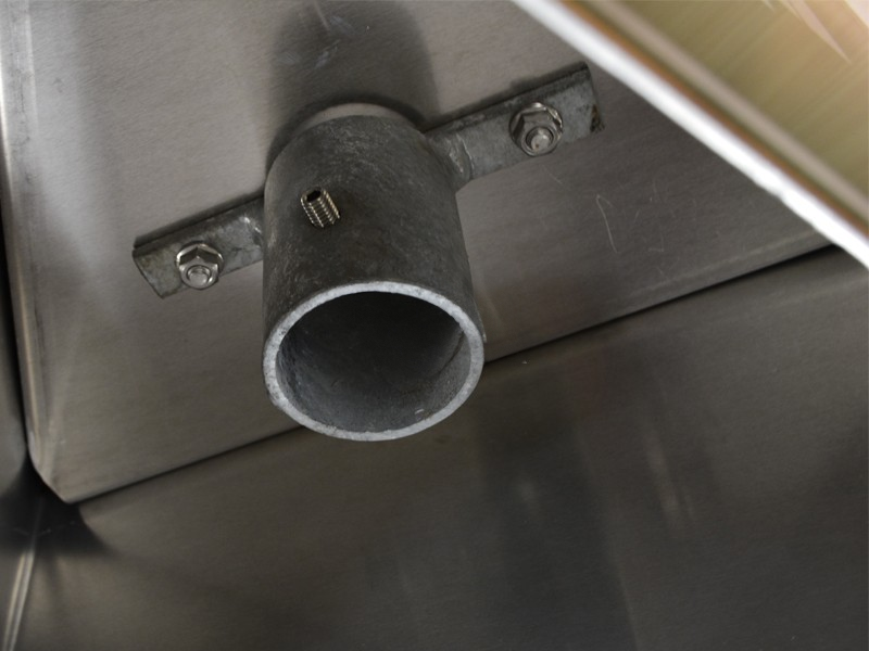 601734_Bord_Verzamelplaats_driezijdig_40cm_met_paal_p3