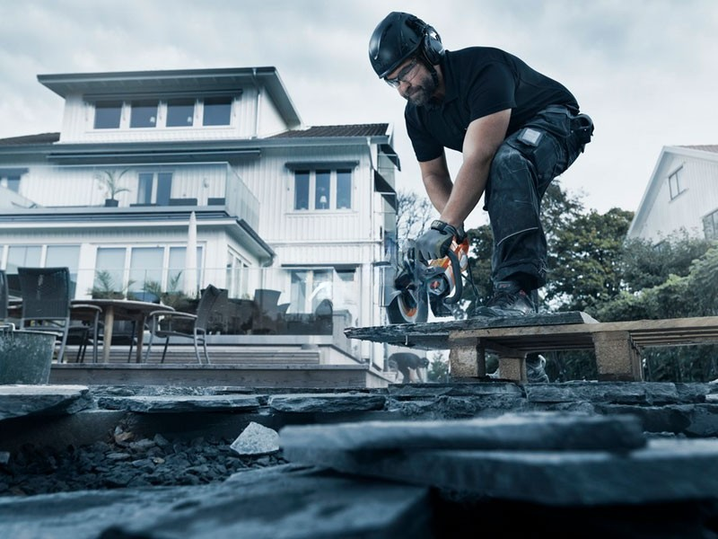 602021_Bandenzaag_Husqvarna_K4000_stil_zaagblad_WaterTender_16_liter_p7