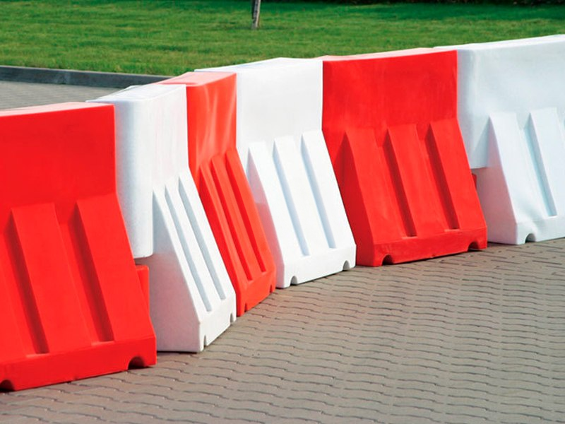 602151_Barrier_kunststof_rood_wit_set_18_stuks_p3